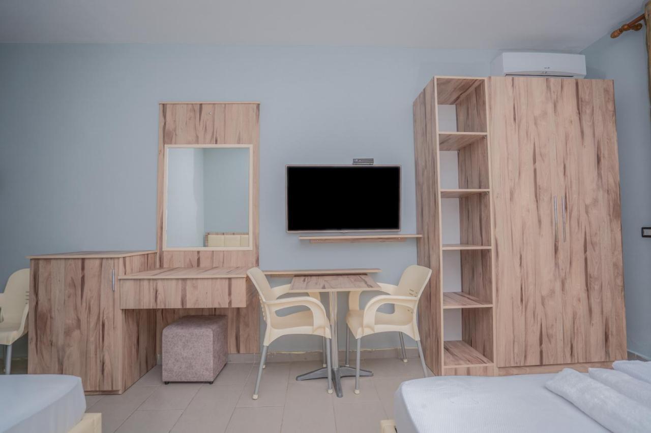 Hotel Klebrido Durres Luaran gambar