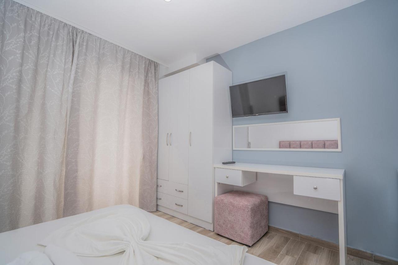 Hotel Klebrido Durres Luaran gambar