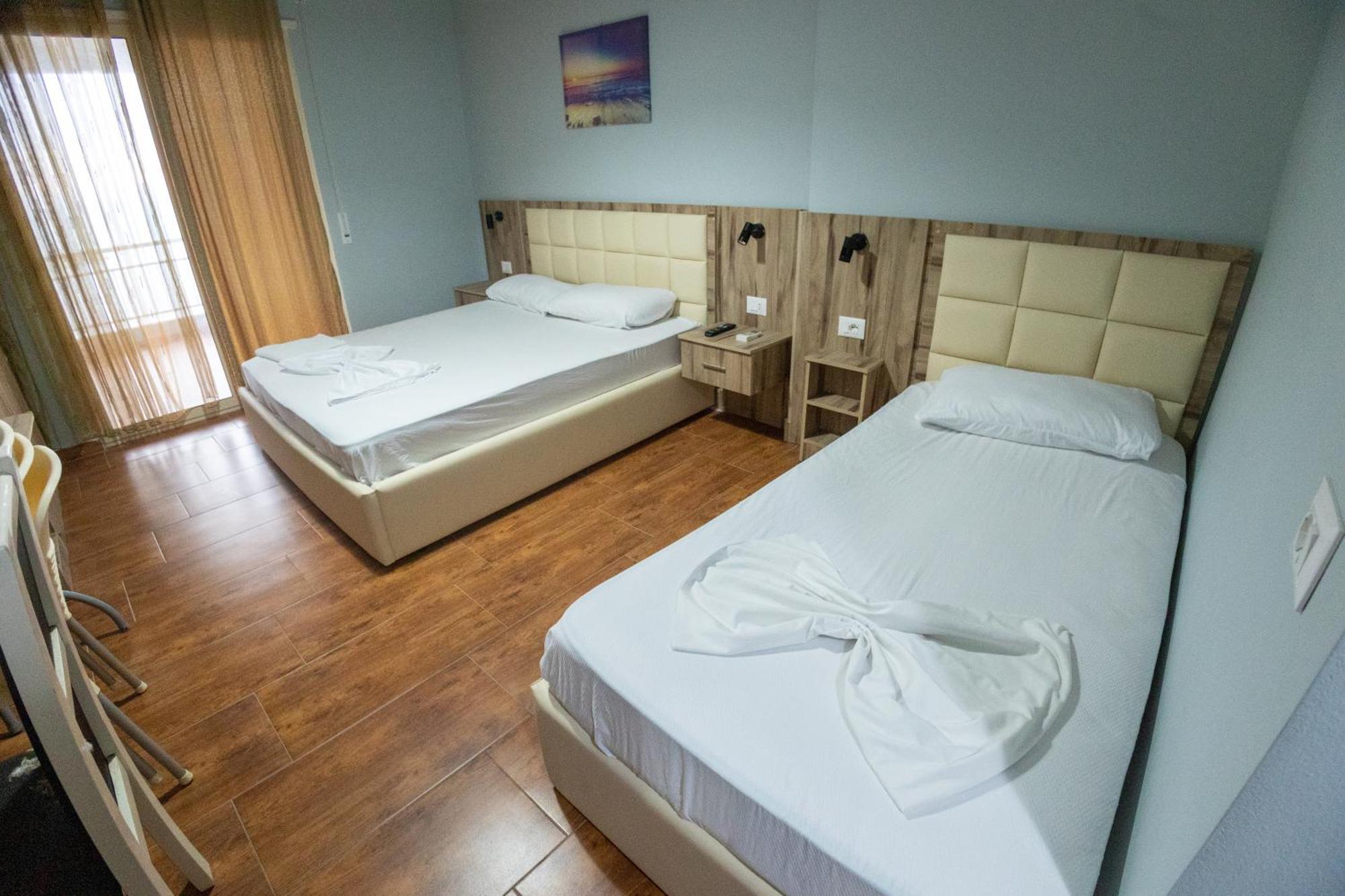 Hotel Klebrido Durres Luaran gambar