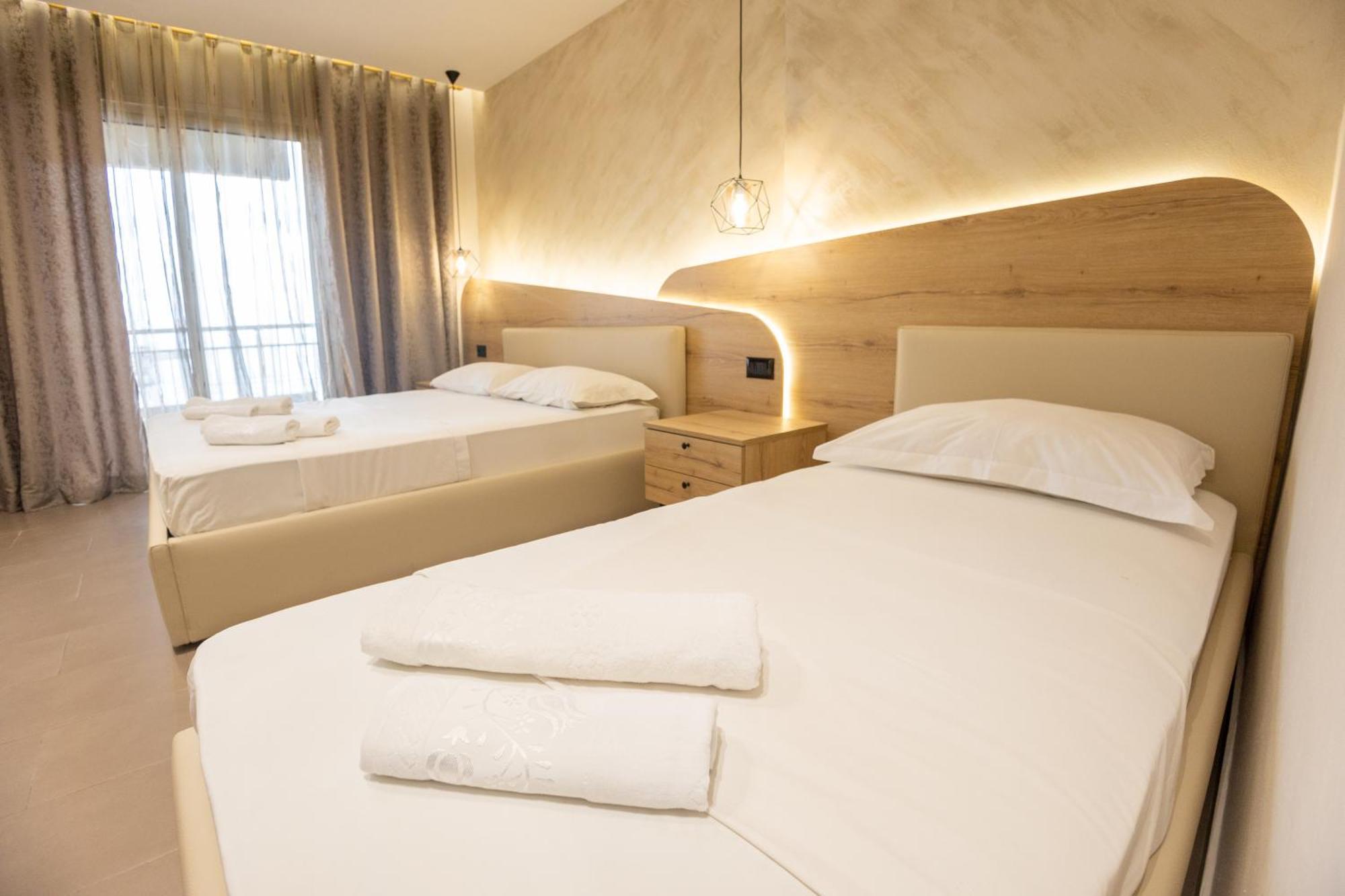 Hotel Klebrido Durres Luaran gambar