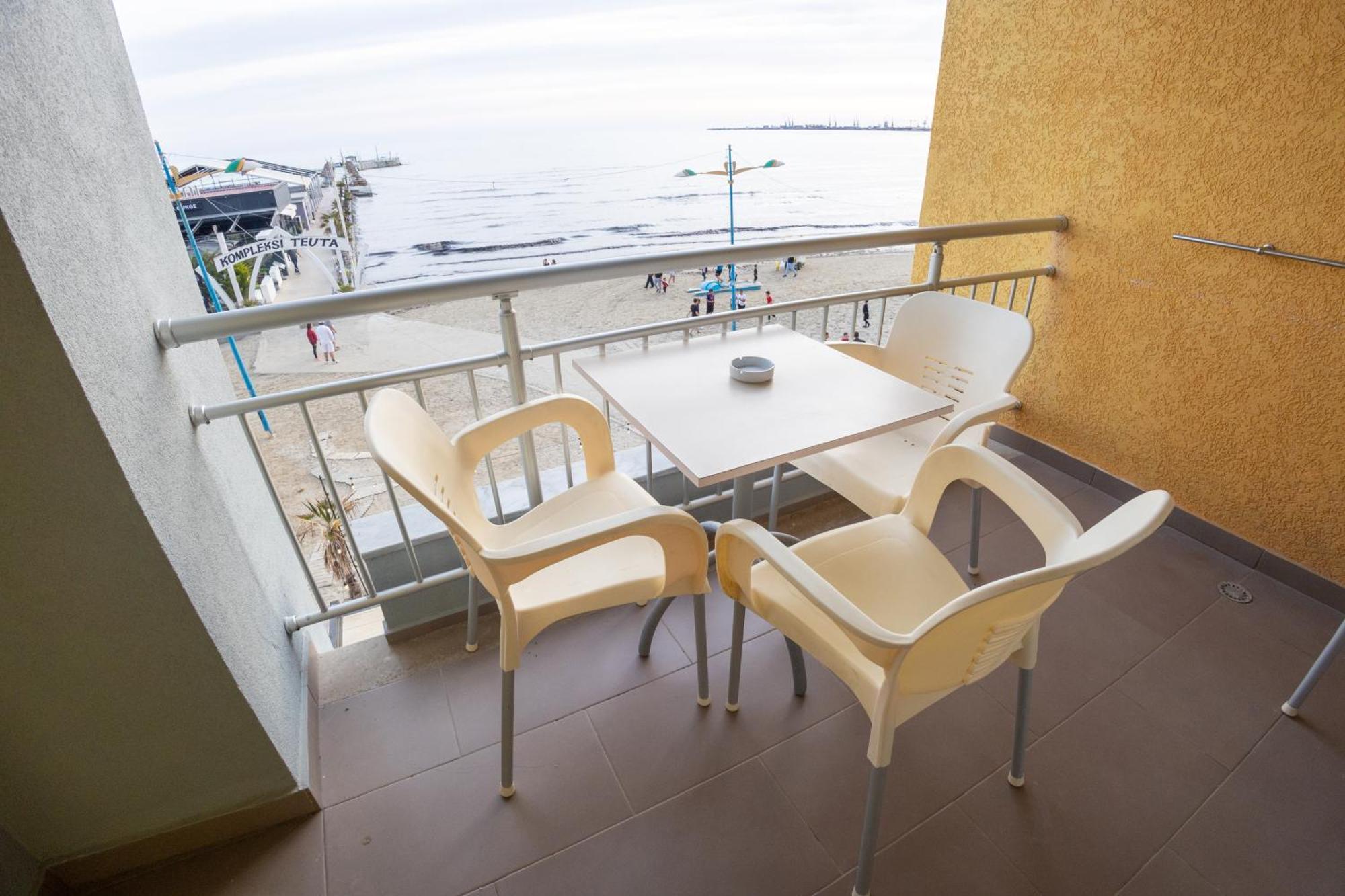 Hotel Klebrido Durres Luaran gambar
