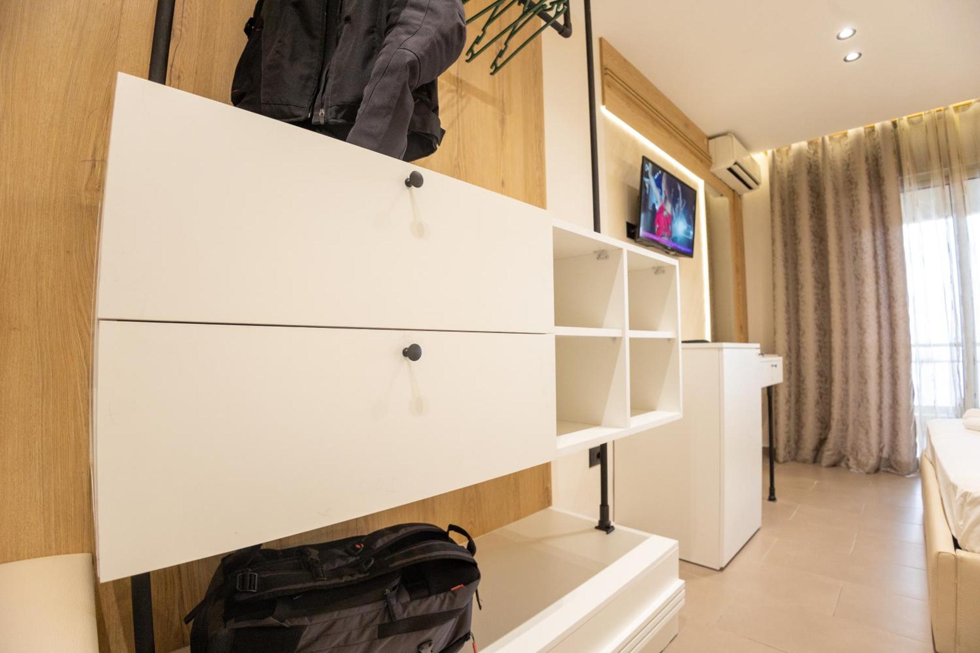 Hotel Klebrido Durres Luaran gambar