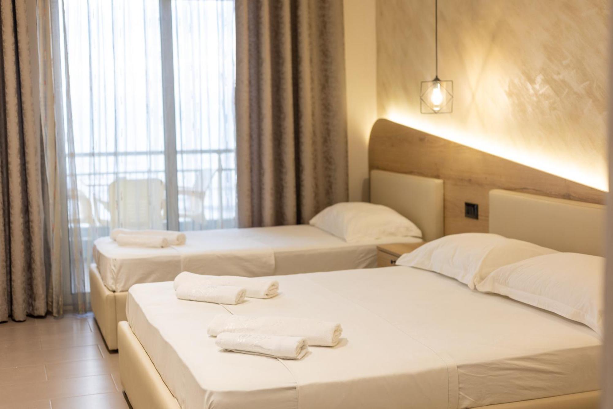 Hotel Klebrido Durres Luaran gambar