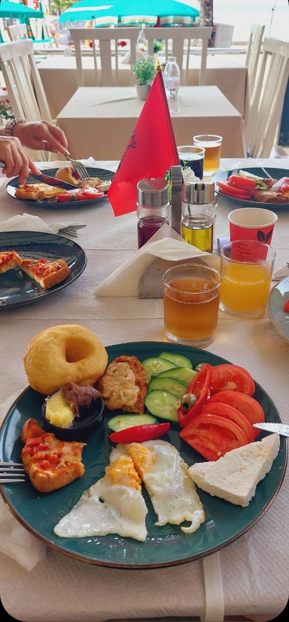 Hotel Klebrido Durres Luaran gambar