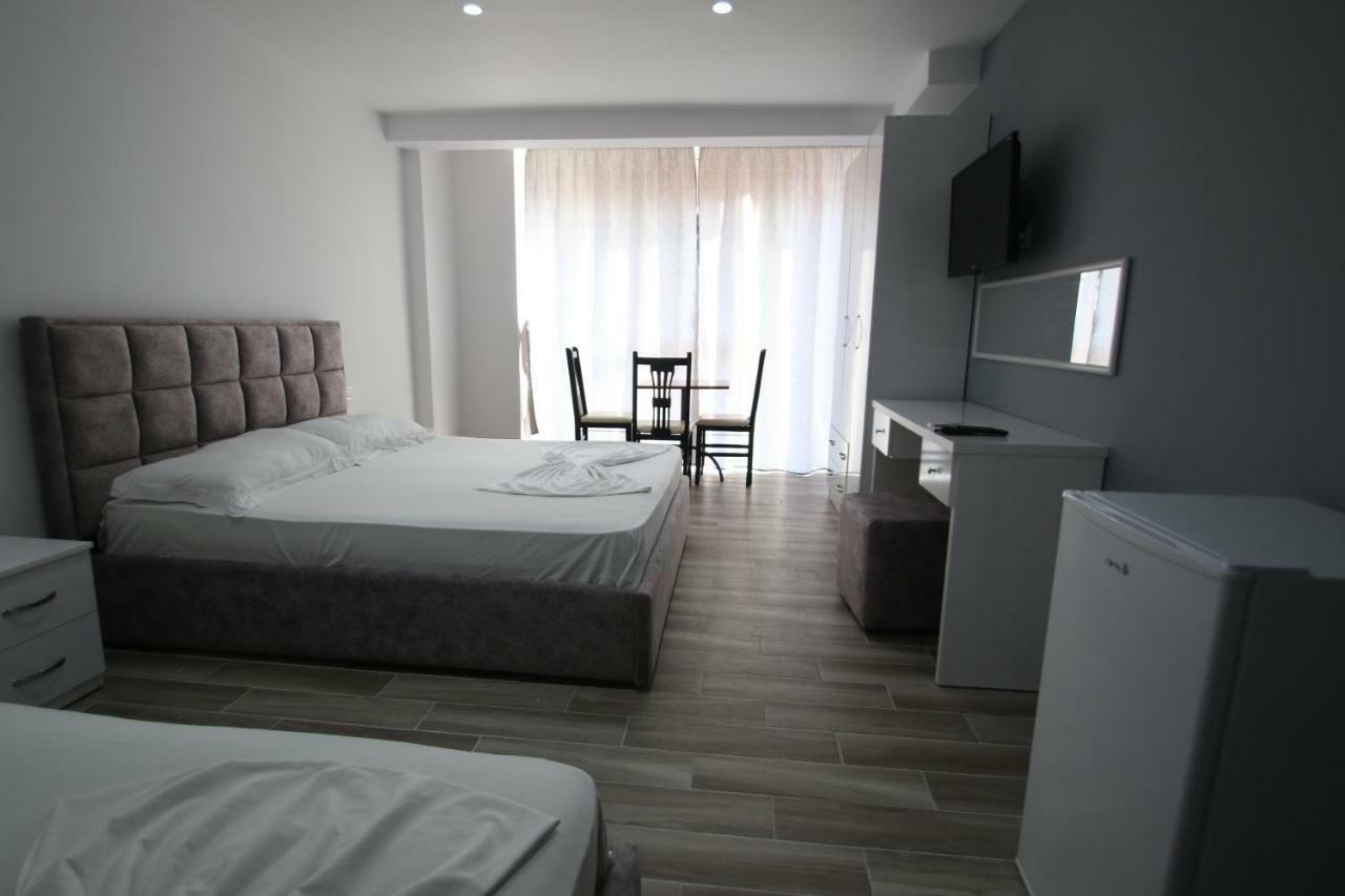 Hotel Klebrido Durres Luaran gambar